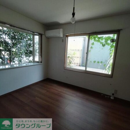 グローヴハウスNORTH棟の物件内観写真